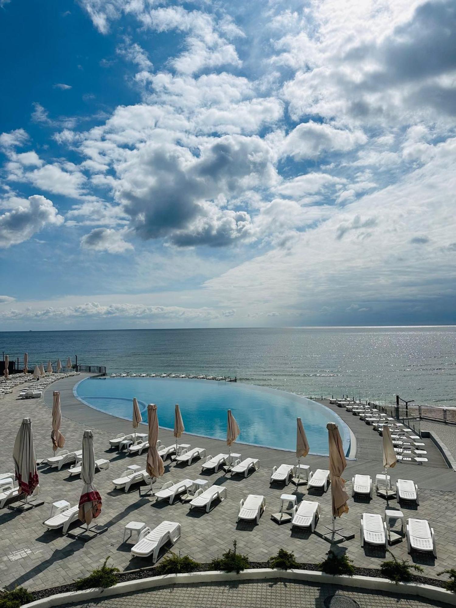 Optima Collection Miramar Chornomorsk Hotell Exteriör bild
