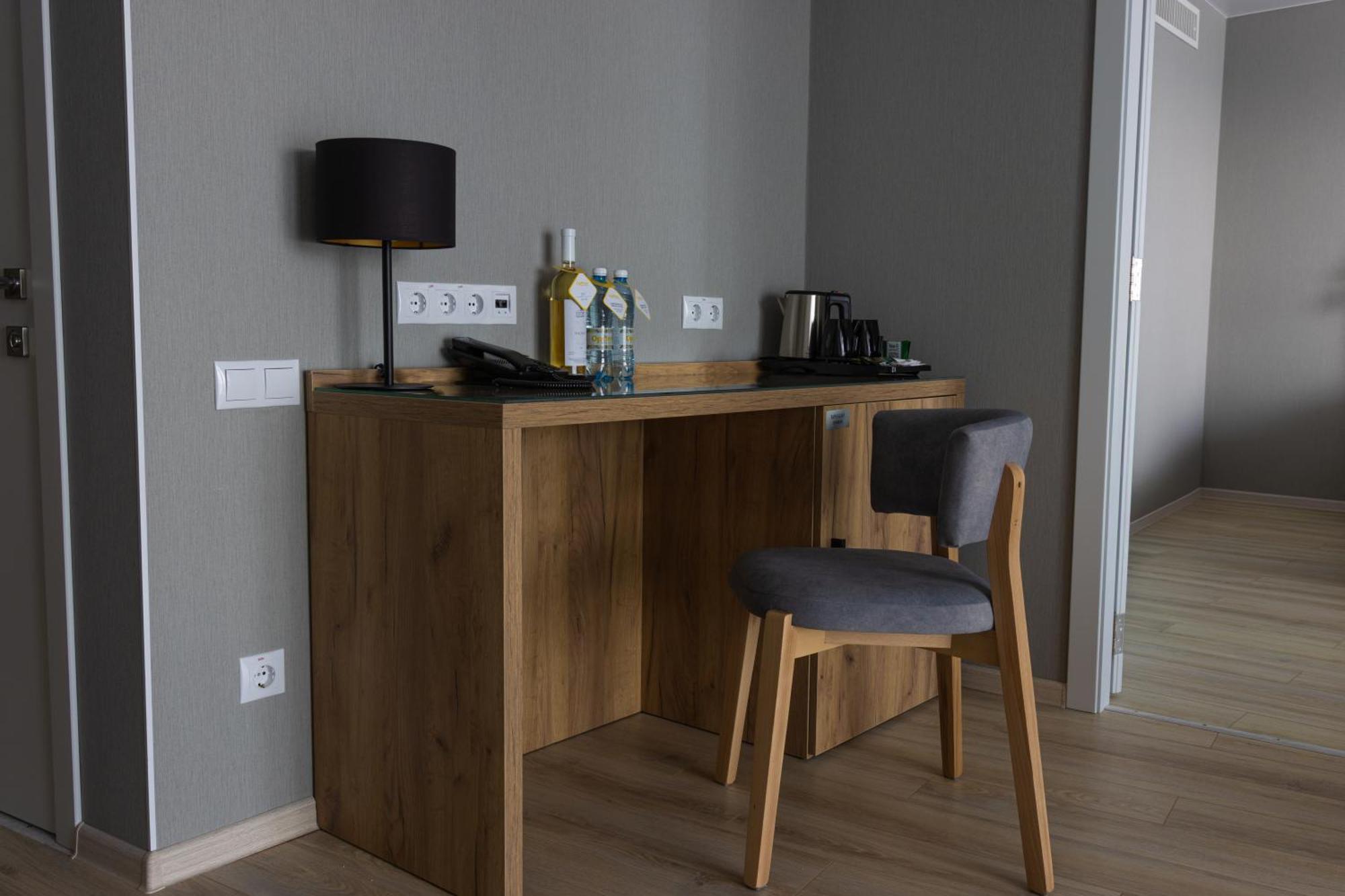 Optima Collection Miramar Chornomorsk Hotell Exteriör bild